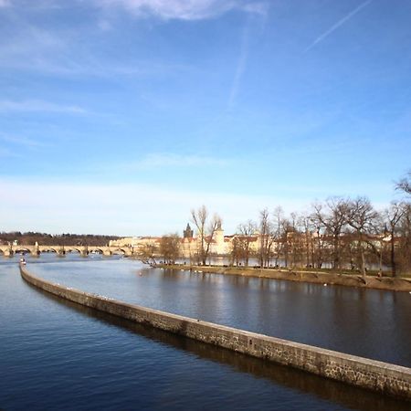 Quiet Apartment In The City Center With Own Terrace Прага Екстериор снимка