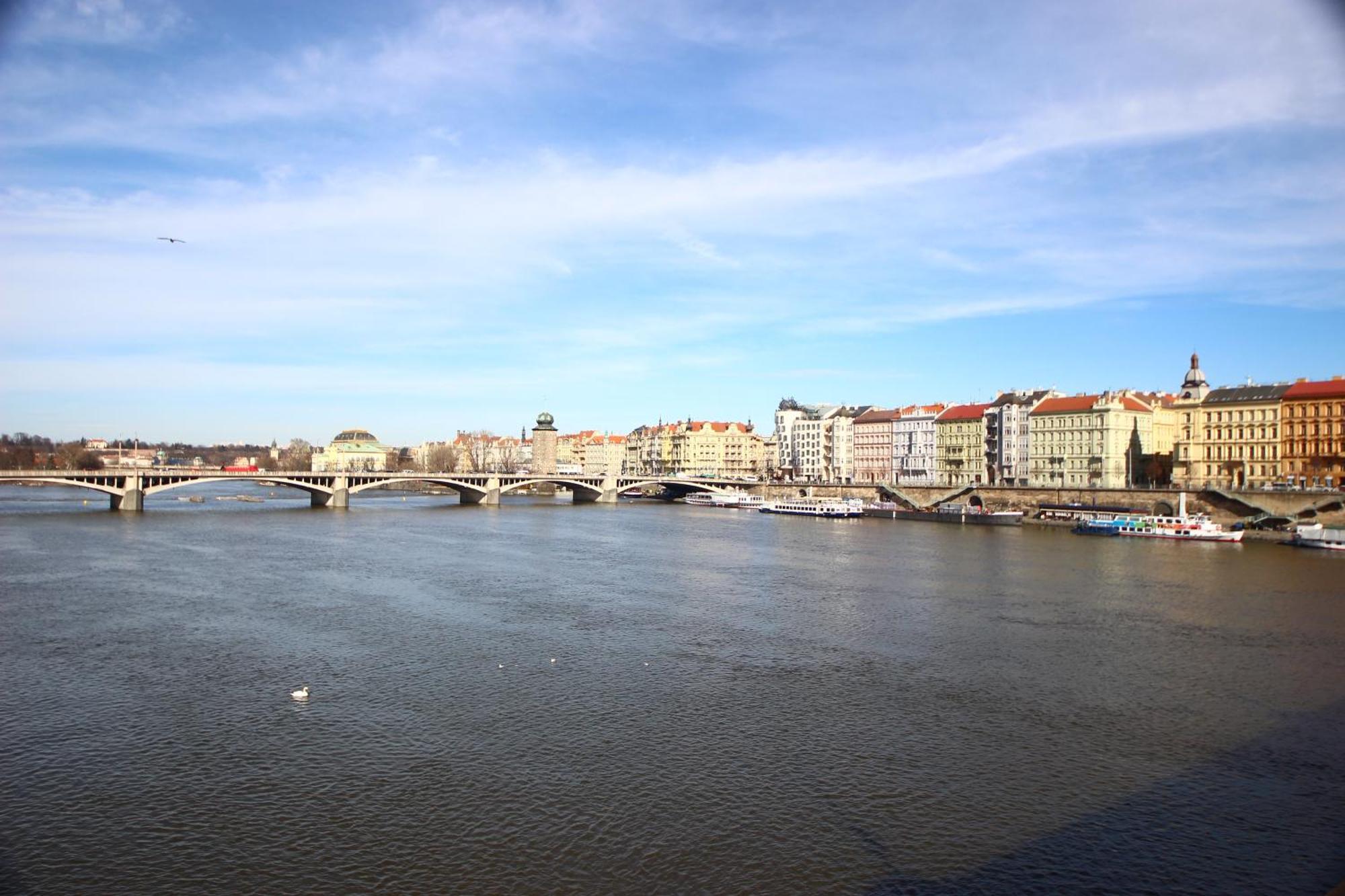 Quiet Apartment In The City Center With Own Terrace Прага Екстериор снимка