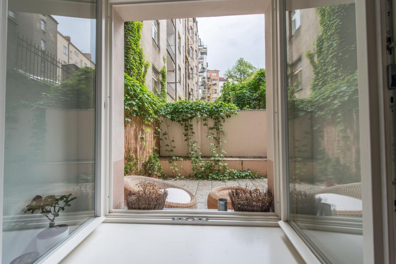 Quiet Apartment In The City Center With Own Terrace Прага Екстериор снимка