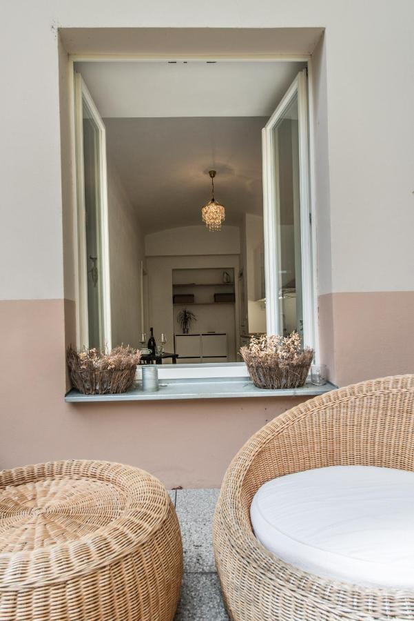 Quiet Apartment In The City Center With Own Terrace Прага Екстериор снимка